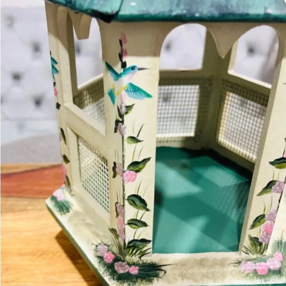 The Kathy Hatch Collection 2001 Wood Birdhouse 13.5x8”